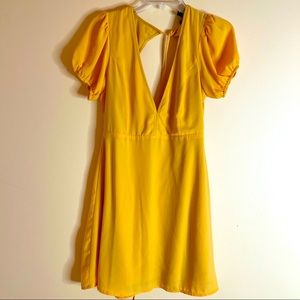Cute summer mini dress brand new